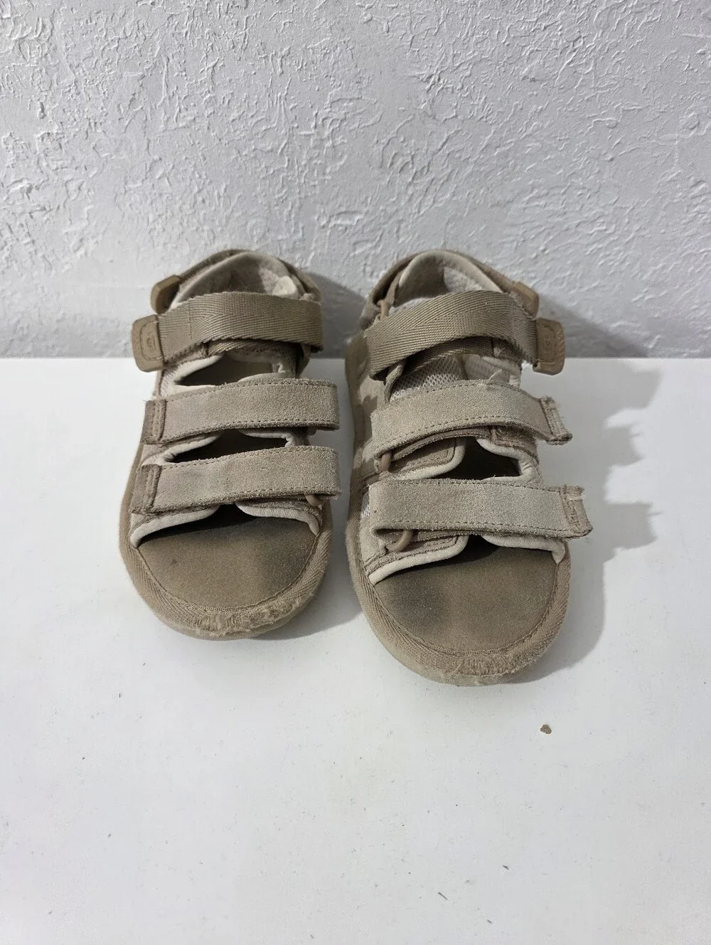 UGG Girls Goldencoast Multi Strap Suede Slingback Sandals Size 13